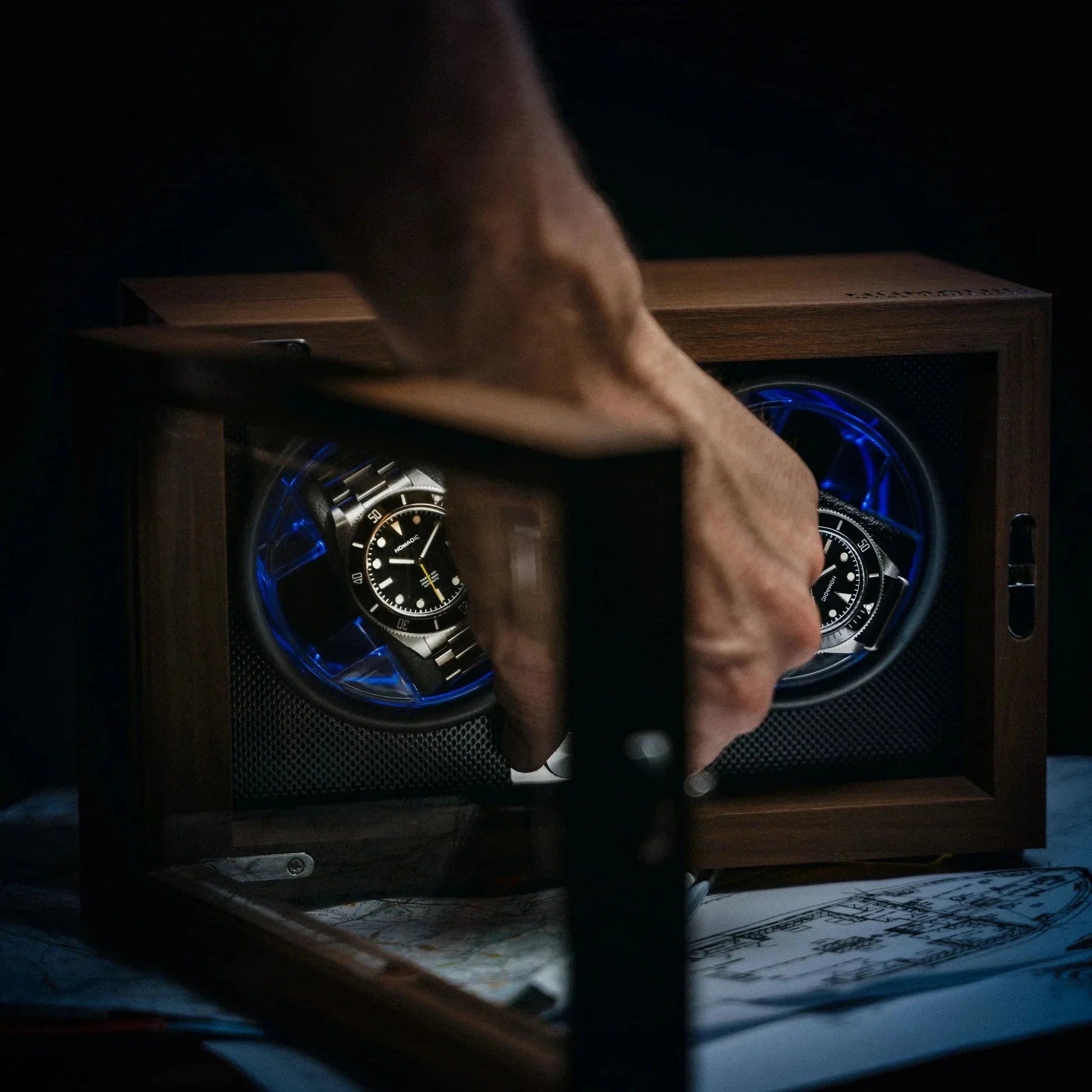 WOODEN WATCH WINDER
